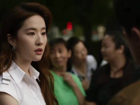 第一个对刘亦菲耍流氓的男人