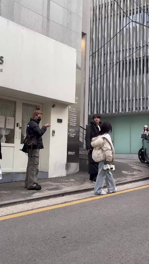 张远现身星船大楼筹备新舞曲，网友猜测或将合作韩娱