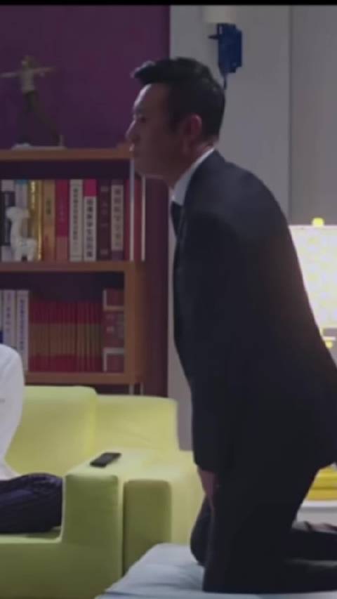 下跪的男人最帅.