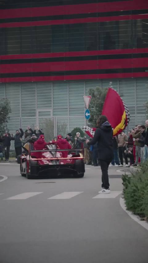 法拉利Hypercar车组荣归故里WEC世界冠军+勒芒24小时耐力赛冠军