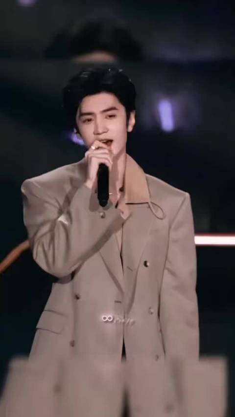 陈哲远带伤与王传君合唱光阴的故事