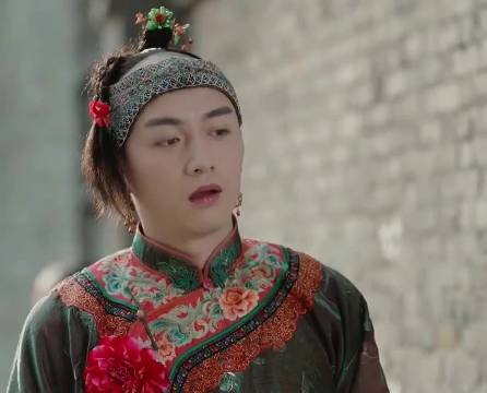 陈晓男扮女装演绎沈星移深情，为博周莹一笑