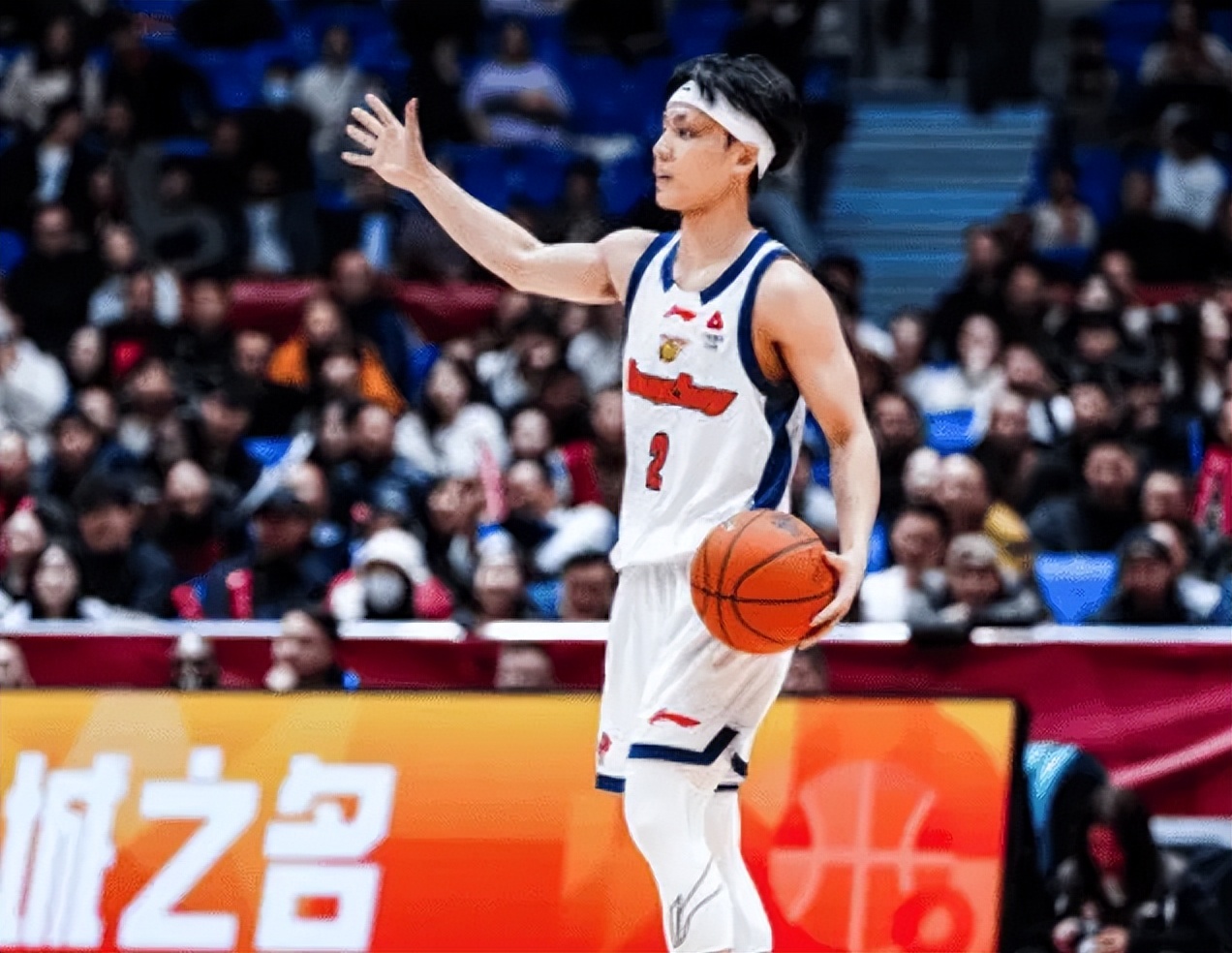 广东险胜广州赛后，徐杰领衔满分四人组，谁将成为华南虎季后赛的隐形X因素？