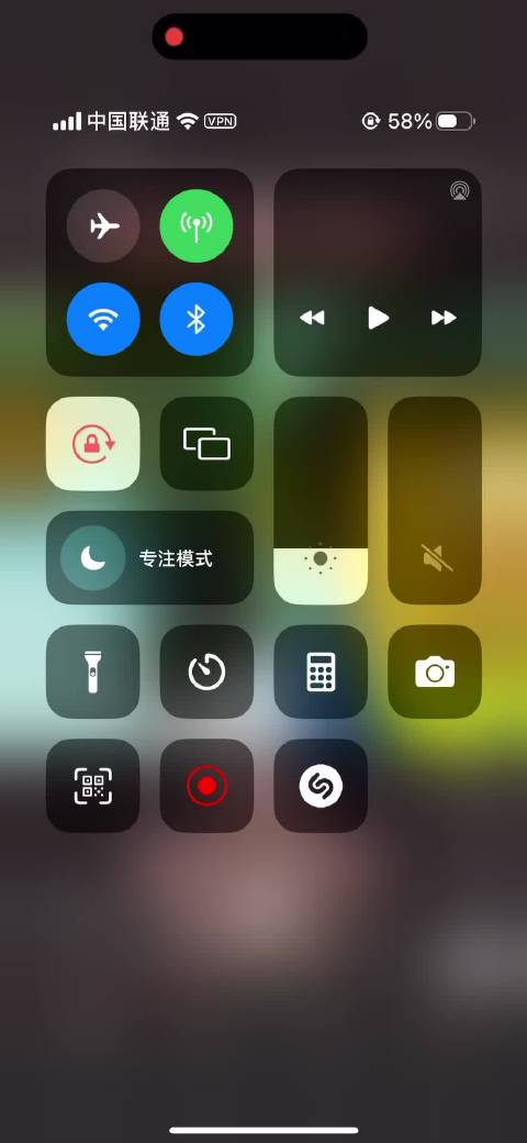 成龙这个片段在国外火了，YouTube上195万赞了，好的剧情不分国界都会觉得好