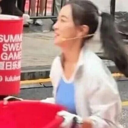 贾玲，已判若两人