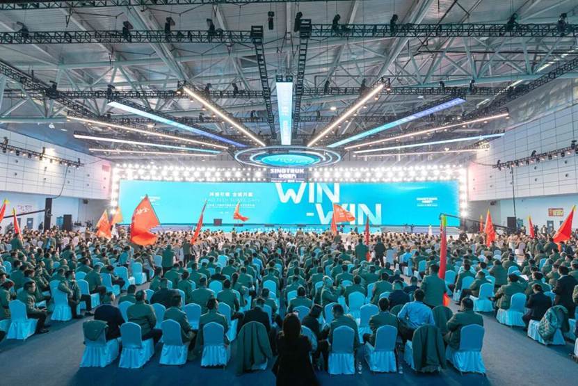 科技引领 全链共赢|中国重汽2026年合作伙伴大会成功举办