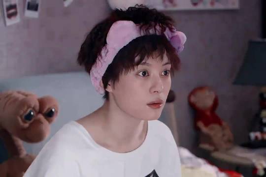 女强人生娃非得要美国医生才肯生 关键时刻还是闺蜜给力啊！