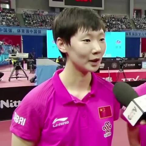 王曼昱谈年轻队员风采，真诚发言展锋芒