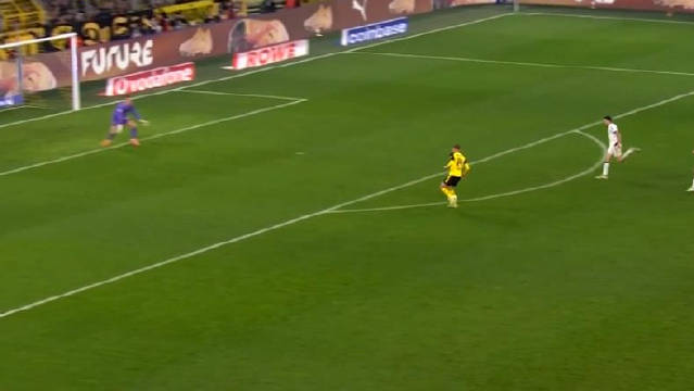 拜尔半场单刀被扑，预期进球0.54