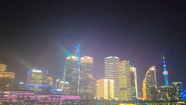 张凯毅掉粉超46万，杨紫回应穿假貂