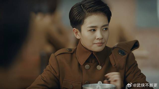 许凯照顾白鹿 竟在饭桌上做出这种事，真的离谱