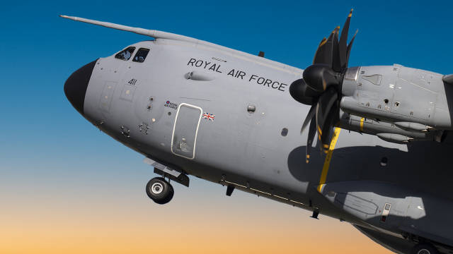 碟中谍阿汤哥扒飞机同款 A400M近距离实拍观赏