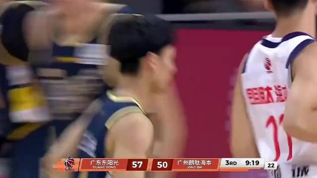 跟打2k视觉一样，徐杰这逆天的球商，对手看了都得楞半天找不着北！