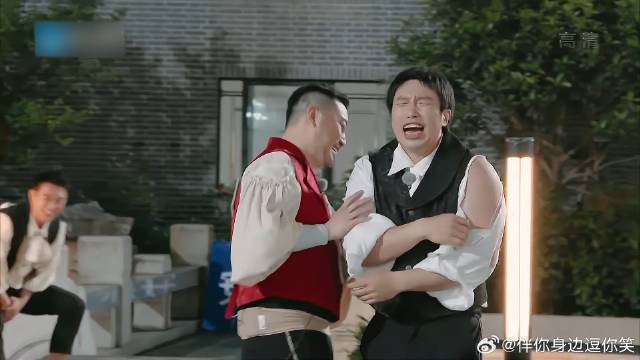 强强对决，李晨烧饼单挑撕名牌，到底鹿死谁手！