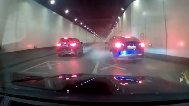 不得不说，特斯拉这刹车有点东西，太稳了