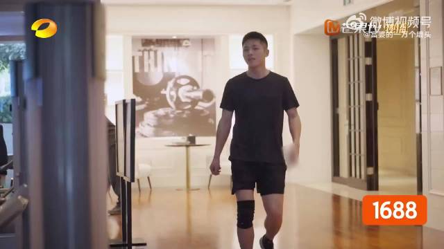 总裁助理工作强度曝光，陪老板连轴转超负荷