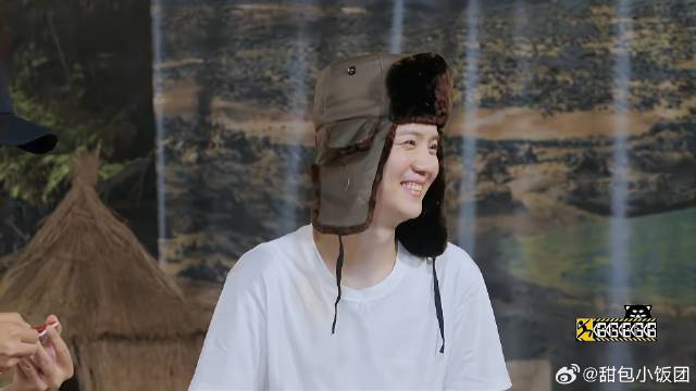 鹿晗称下次带关晓彤参加五哈2，自曝睡浴缸