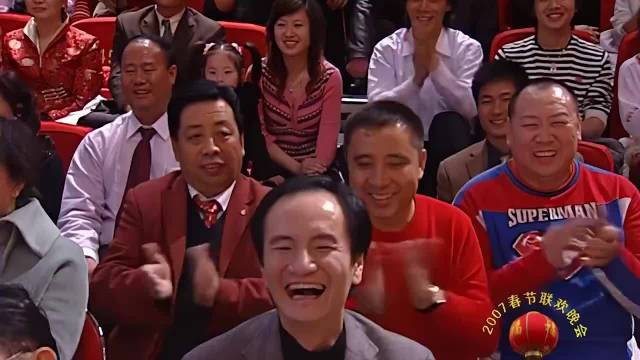 赵本山忽悠人名场面！炖一只鸡骗走牛群两万，套路直接笑疯观众