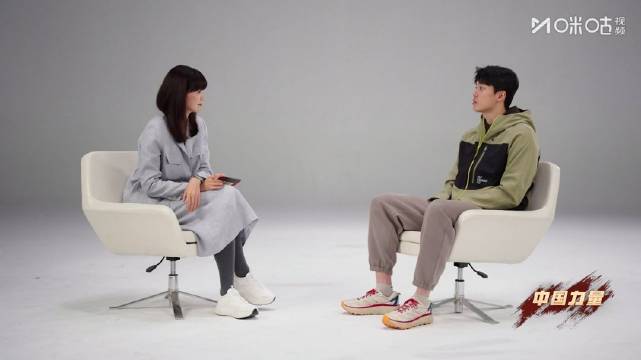 汪顺特辑发布，畅谈泳池自由与坚持