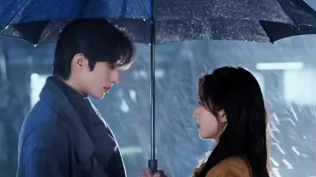 宋威龙赵今麦新剧《骄阳似我》12月22日开播，顾漫温情笔触再现