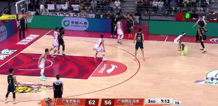 这个球太气人了，明明是艾伦的好帽！根本没接触