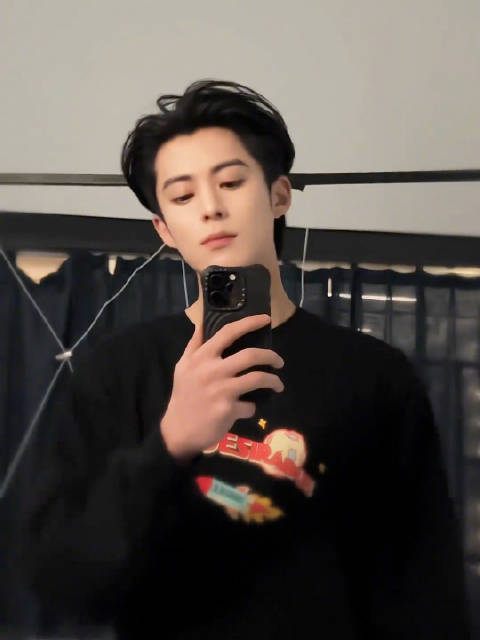 王鹤棣什么小野猫，凶萌凶萌的