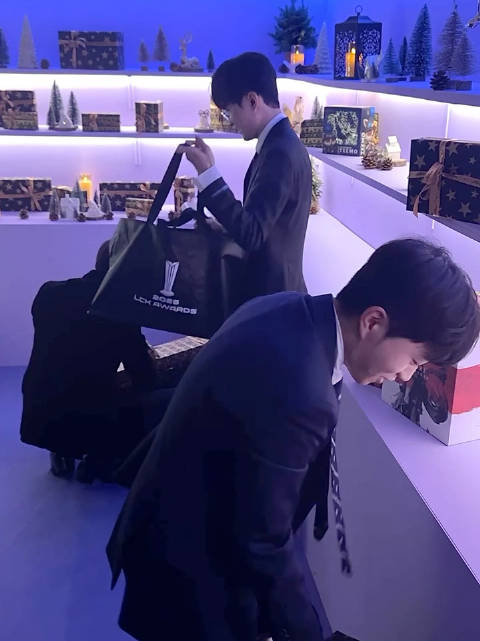 LCK准备的礼物屋 更多现场照片可以在T1 Membership看到喔