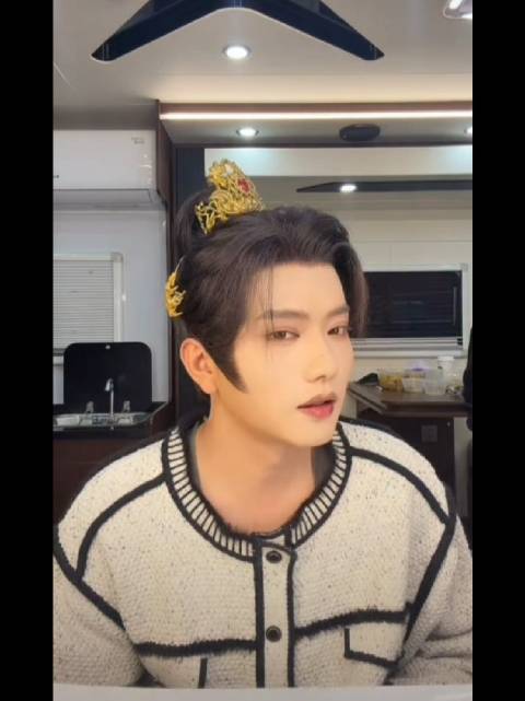 向全世界安利王宇威守护最好的王宇威正能量演员王宇威繁花相伴与威同行