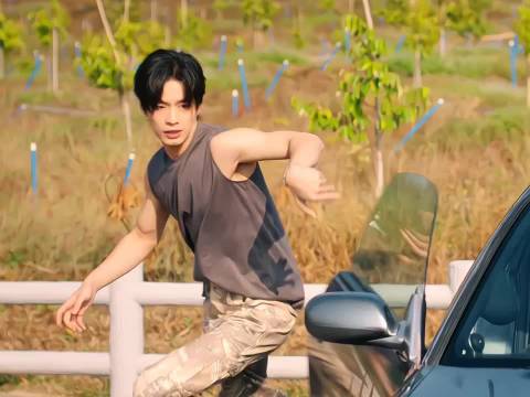 何与新剧打戏惊艳，全能角色引期待