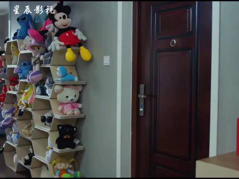 于和伟:你们公司领导还负责叫员工起床？