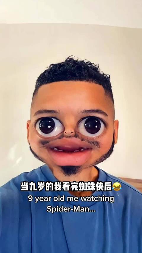 外国小哥九岁沉迷蜘蛛侠难辨真假