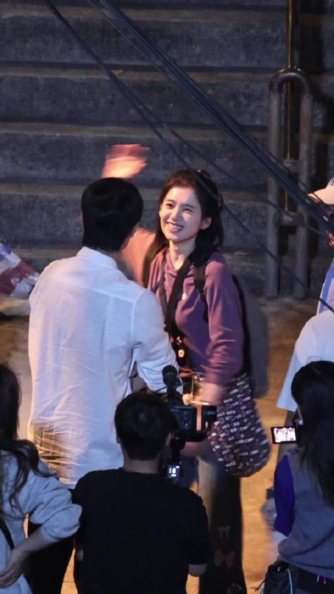 小猫挠人就这样