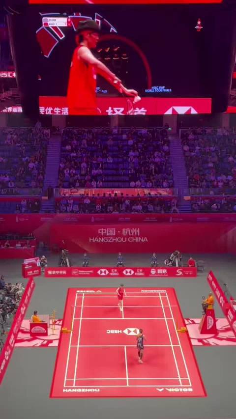 王祉怡 7-11 因达农 才发现这是上下双屏正反打的画面