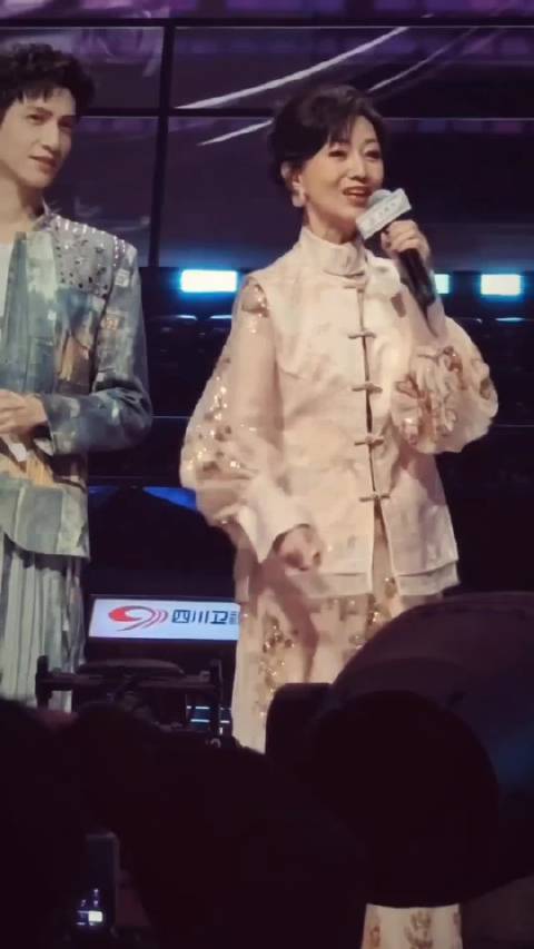 喜欢喜欢赵雅芝赵雅芝四川卫视花开天下