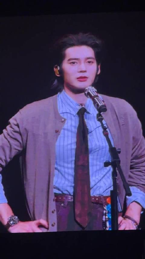 于适首场个人演唱会合肥开唱，17岁梦想28岁实现