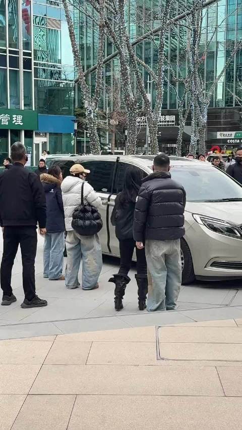 张予曦视频引回忆，网友赞其演技与外貌