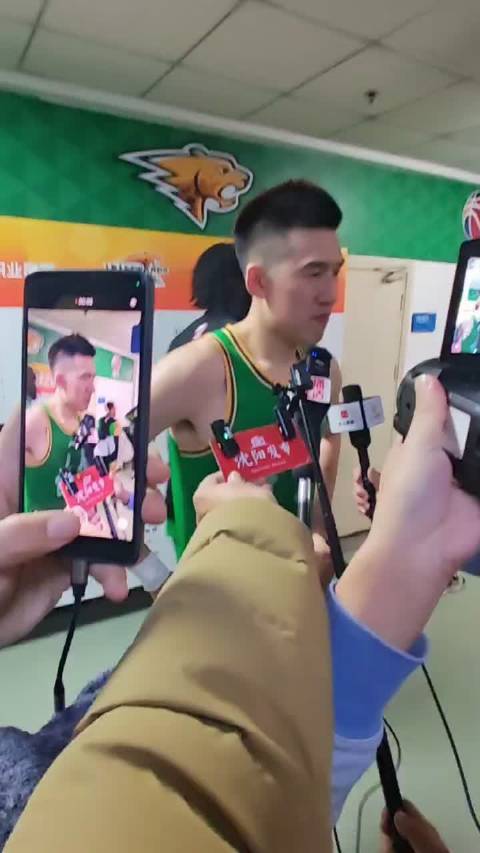 辽篮险胜宁波男篮