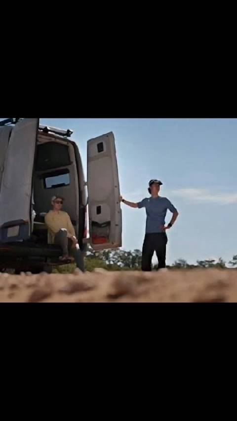 杜华为王一博包场200张引争议，对比虞书欣1218座被批双标