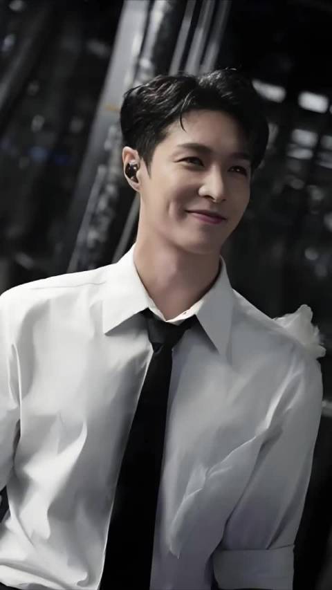 张艺兴跳疯狂动物城2主题曲动作干净利落