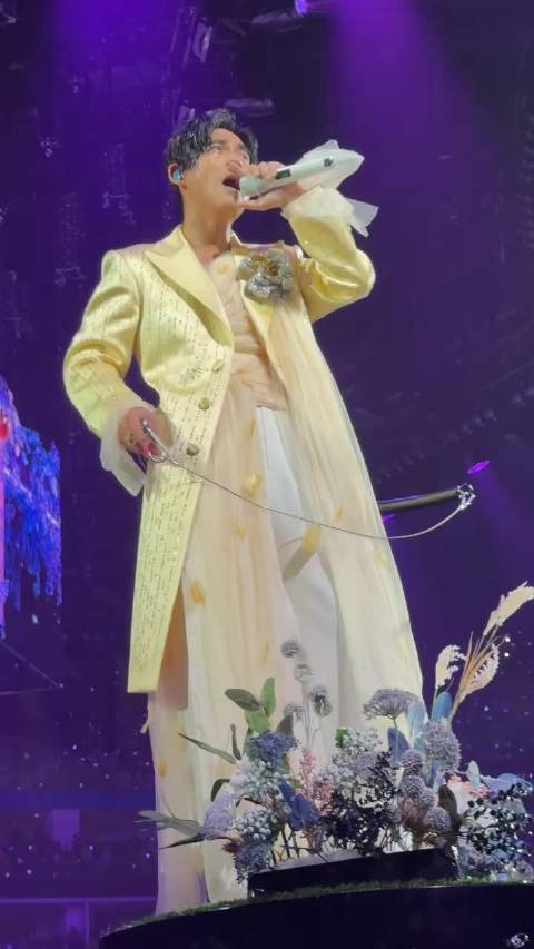 周渝民唱起20年前和大S在一起的歌曲