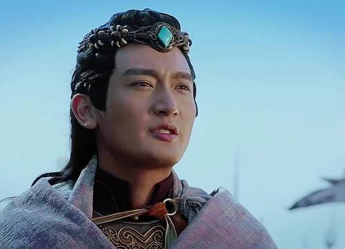 自 刎只为了换两族和 平，明德皇 后曲氏年十八 薨， 东宫/陈星旭/彭小苒