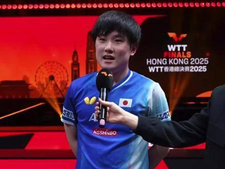 香港总决赛力克西蒙与张本智和，用中文暖心问候球迷