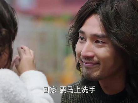 成年人的崩溃，常始于某个瞬间的触动 因为一个片段看了整部剧