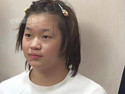 全红婵全家福曝光，一年前后变化显著