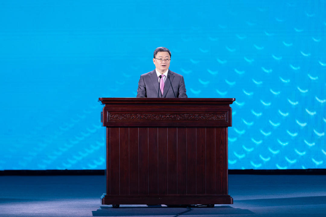 山东重工中国重汽集团2026年全球供应链战略合作伙伴大会举行