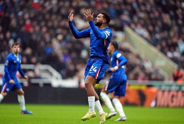 切尔西打破魔咒，却延续尴尬客场纪录，马雷斯卡的未来悬念如何影响球队稳定性？