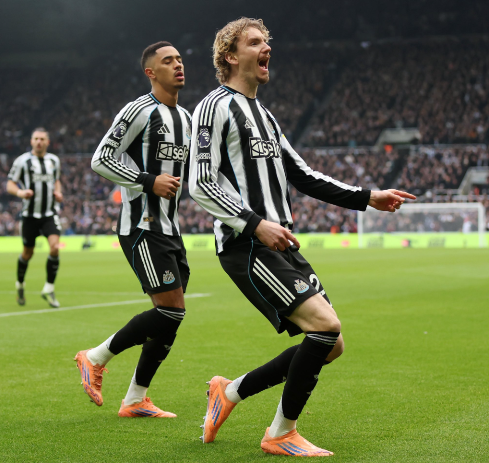 沃尔特马德战切尔西数据：3次射门2次射正，半场梅开二度