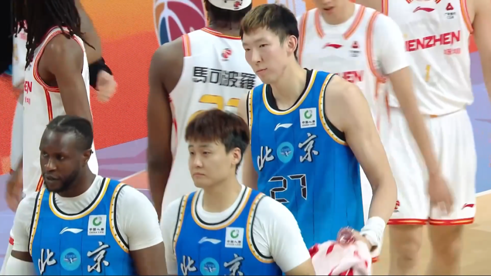 CBA常规赛：杰曼24分北汽大胜深圳迎4连胜 周琦9+8贺希宁27分