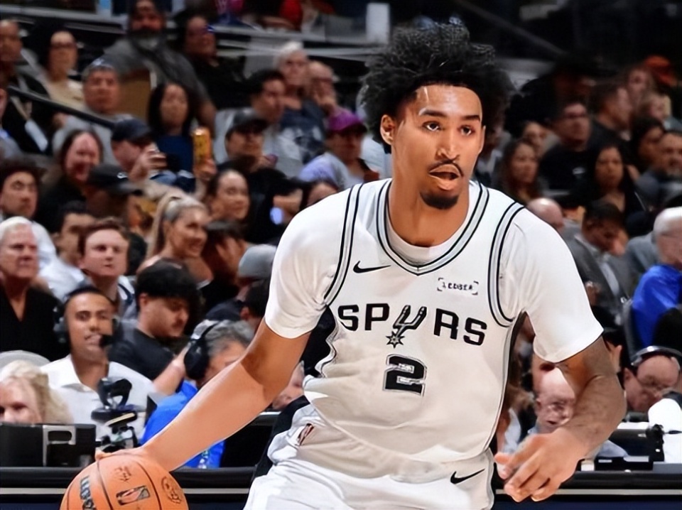 文班26+13迎里程碑！28分胜老鹰，马刺组超级替补席，状元+榜眼太奢侈比赛回顾：沃克带不动马刺欲打造联盟最强替补席