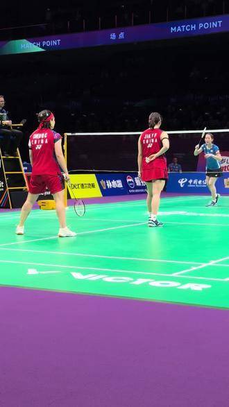 陈清晨贾一凡12:18落后逆转日本组合，助中国队夺关键分